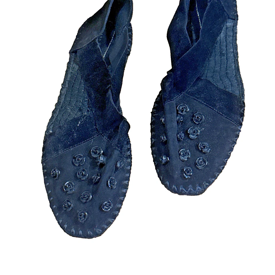 Sapatos Zara alpargatas de couro preto floral UE 41 EUA 10 - Imagem 2 de 3