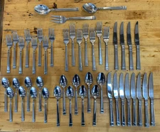 Lot  46 pcs Heritage Mint Bentley Stainless Flatware 1 fork shy of service for 8