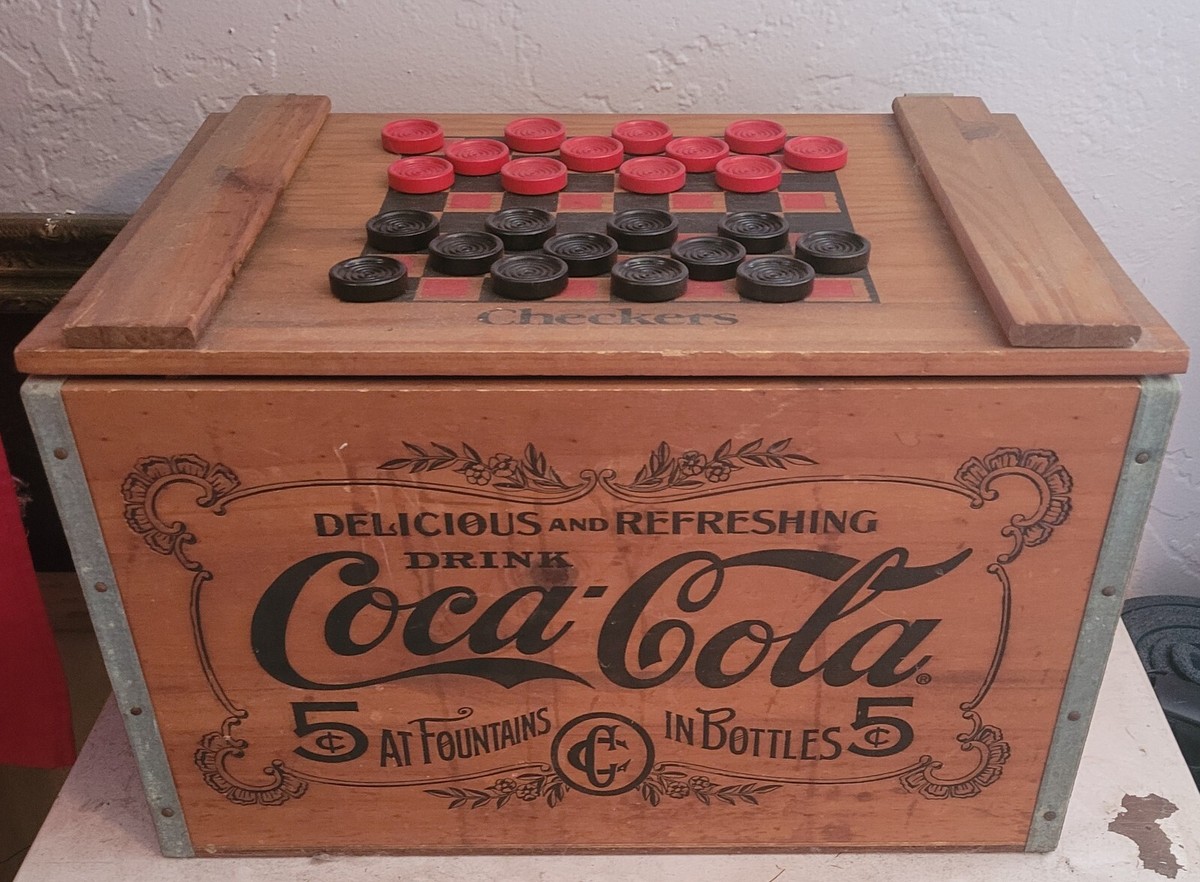 VINTAGE '90's COCA COLA WOOD CRATE STORAGE CHEST CHECKER BOARD TOP