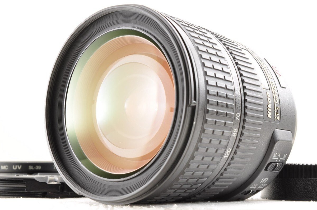 Nikon AF-S NIKKOR 24-120mm F/3.5-5.6G ED VR Lens Near Mint Nikon AF-S NIKKOR 24-120mm F/3.5-5.6G ED VR Lens Near Mint