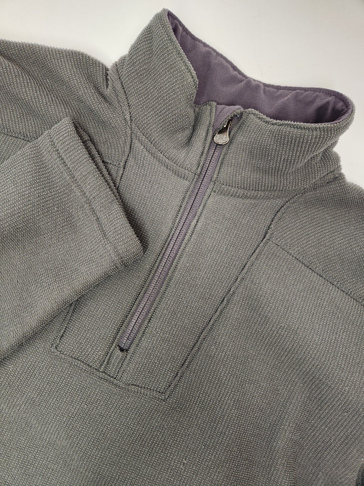 Under Armour Sweatshirt Men's M‎ Gray Loose 1/4 Z… - image 1