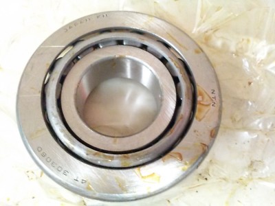 NTN 30306 bearing set, made in Japan