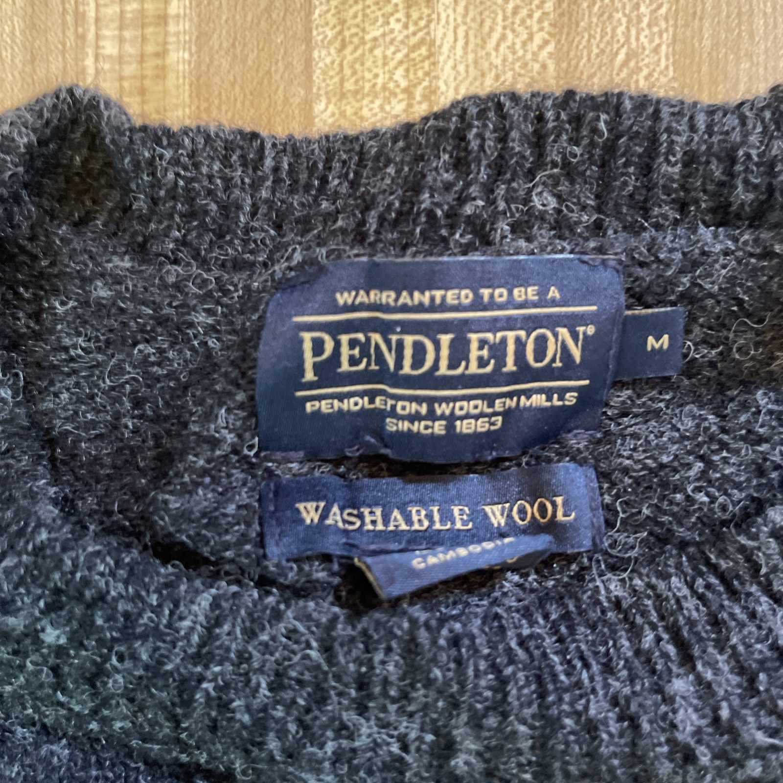 pendleton washable wool sweater Medium - image 2