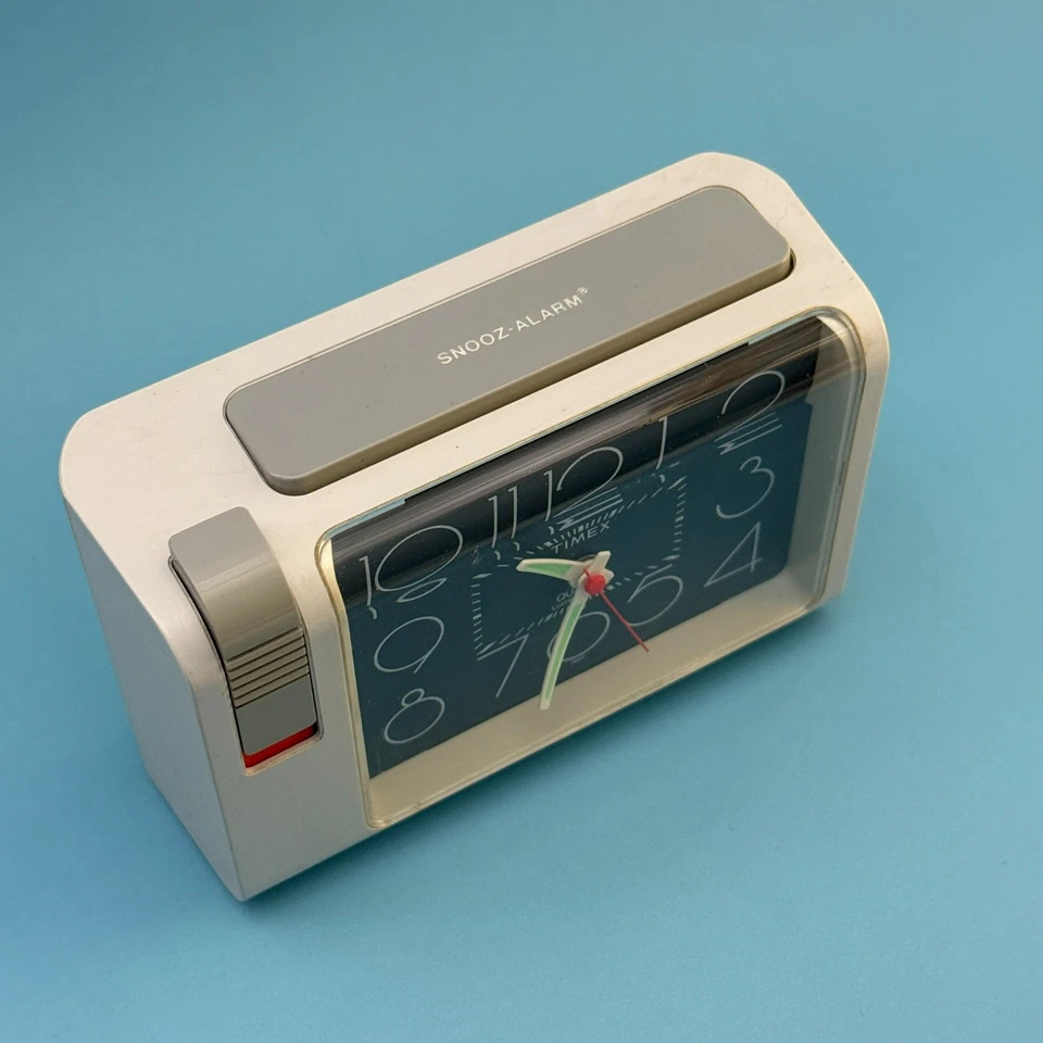 Vintage Timex Quartz Alarm Clock Snooze Retro Desk Table Japan – Tested Works - Image 3 of 4