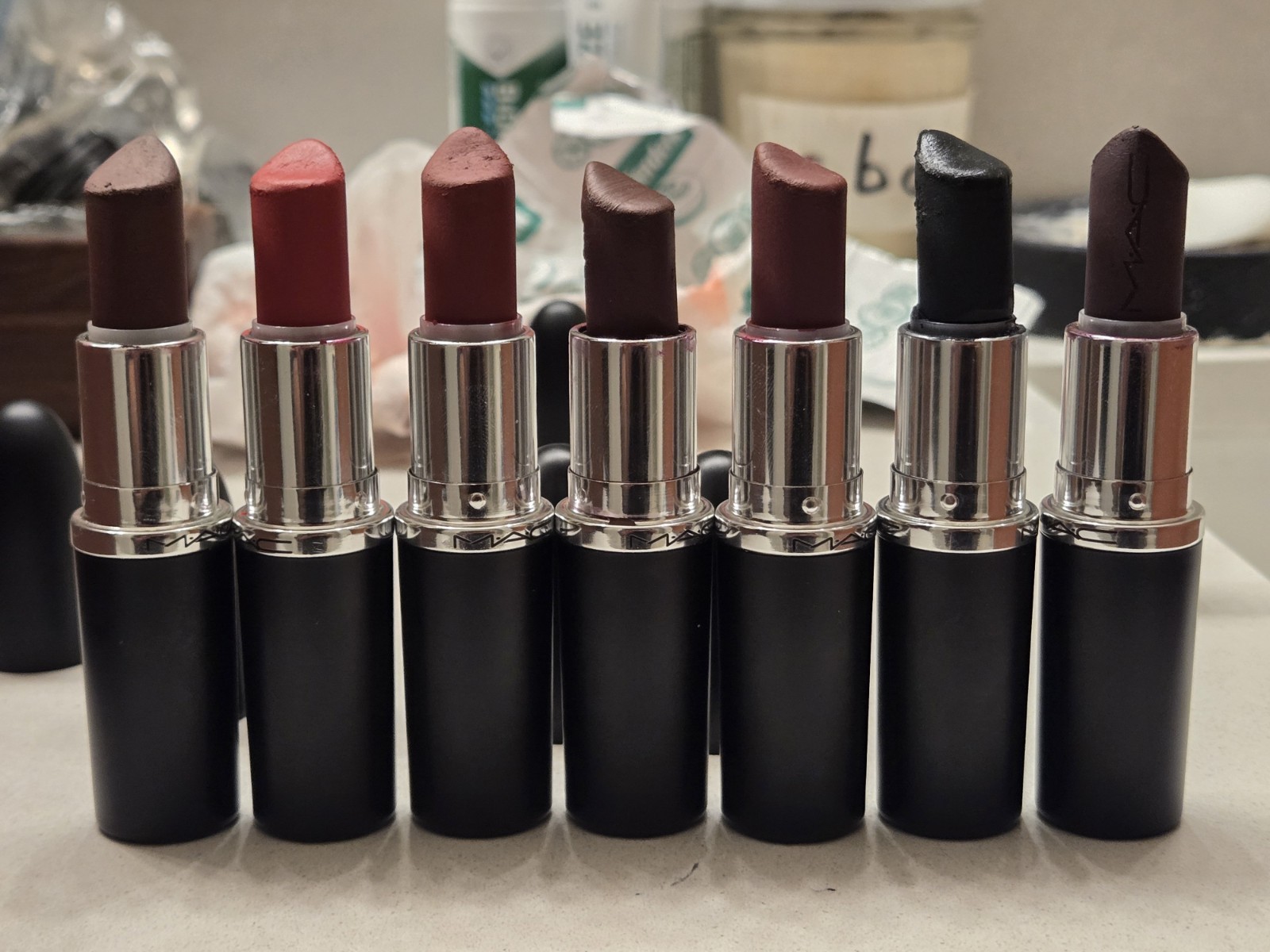 7 Mac Matte Lipstick Bundle plus 2 Mac Liquid Lipstick