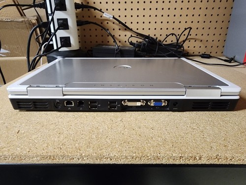Dell Inspiron 9400 Intel Core Duo 1.66GHz 2GB RAM No HDD/OS Mobility Radeon GPU - Picture 10 of 13
