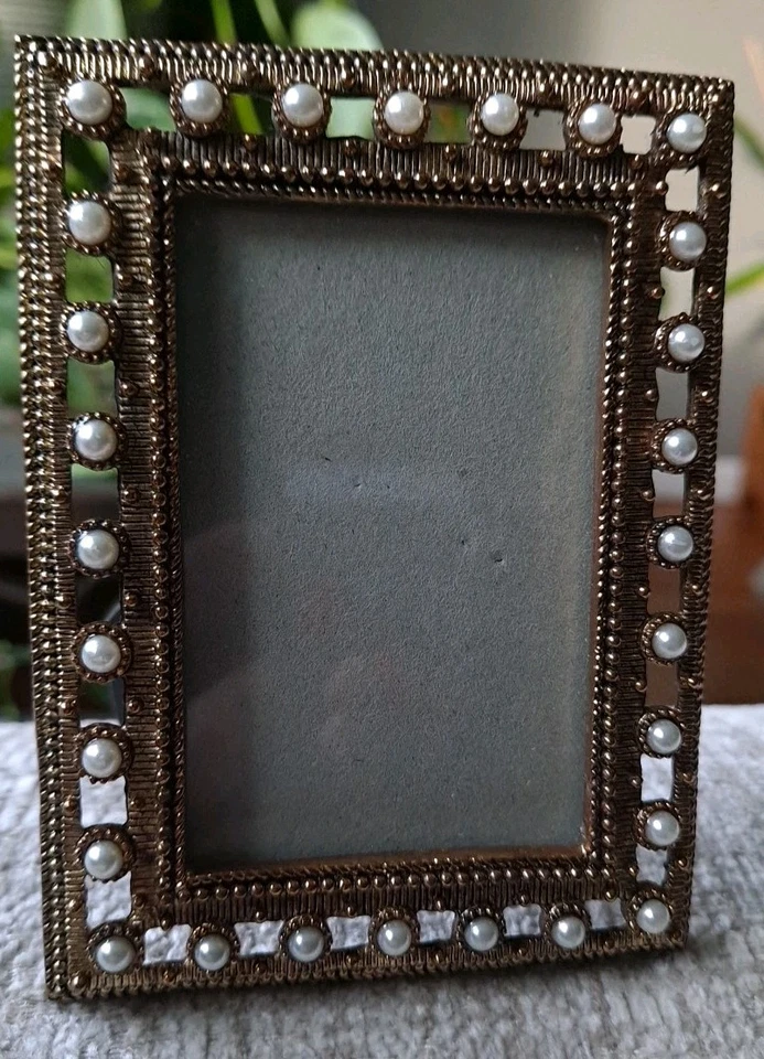 Moldura para quadro serve 2" X 3" boa qualidade vintage forrada com pérolas linda - Imagem 3 de 4