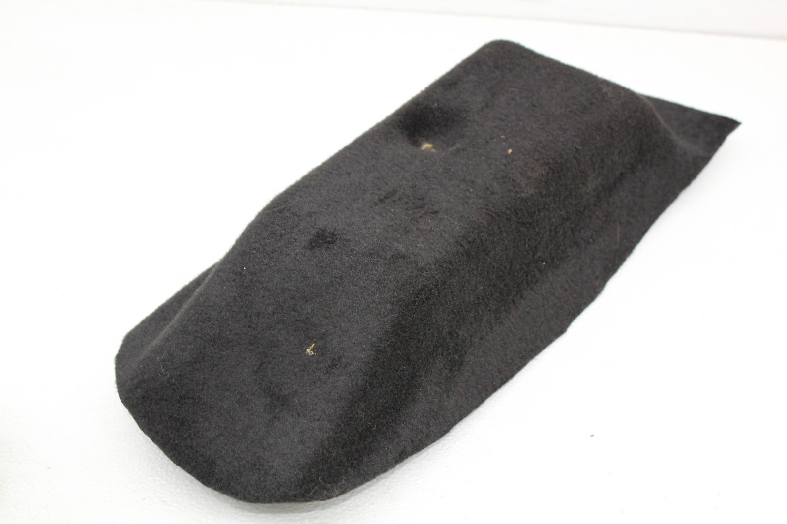 99-01 FERRARI 456 M RIGHT REAR BACK TRUNK TAIL LIGHT CARPET PANEL