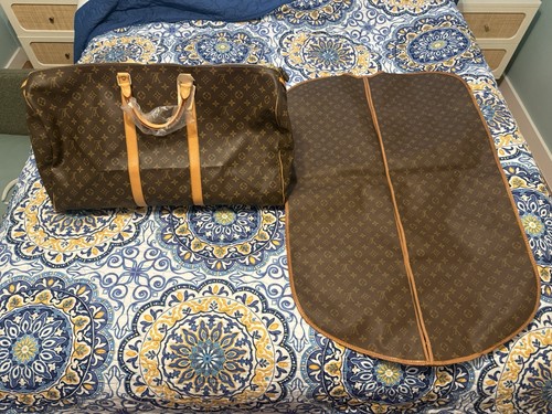 Louis Vuitton Vintage Duffle Bag Leather Lockable Zip New SP0919 & Garment Bag