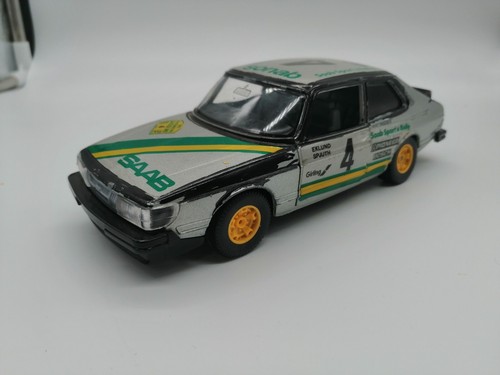 Saab 900 Rally silver 1/24 1 24 BBURAGO BURAGO no box §§