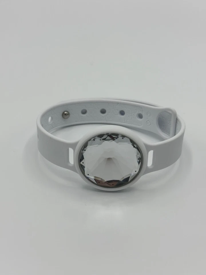 Misfit SWAROVSKI  Shine Wearable Fitness & Sleep Tracker White Rubber Wrist Band - Image 2 of 4