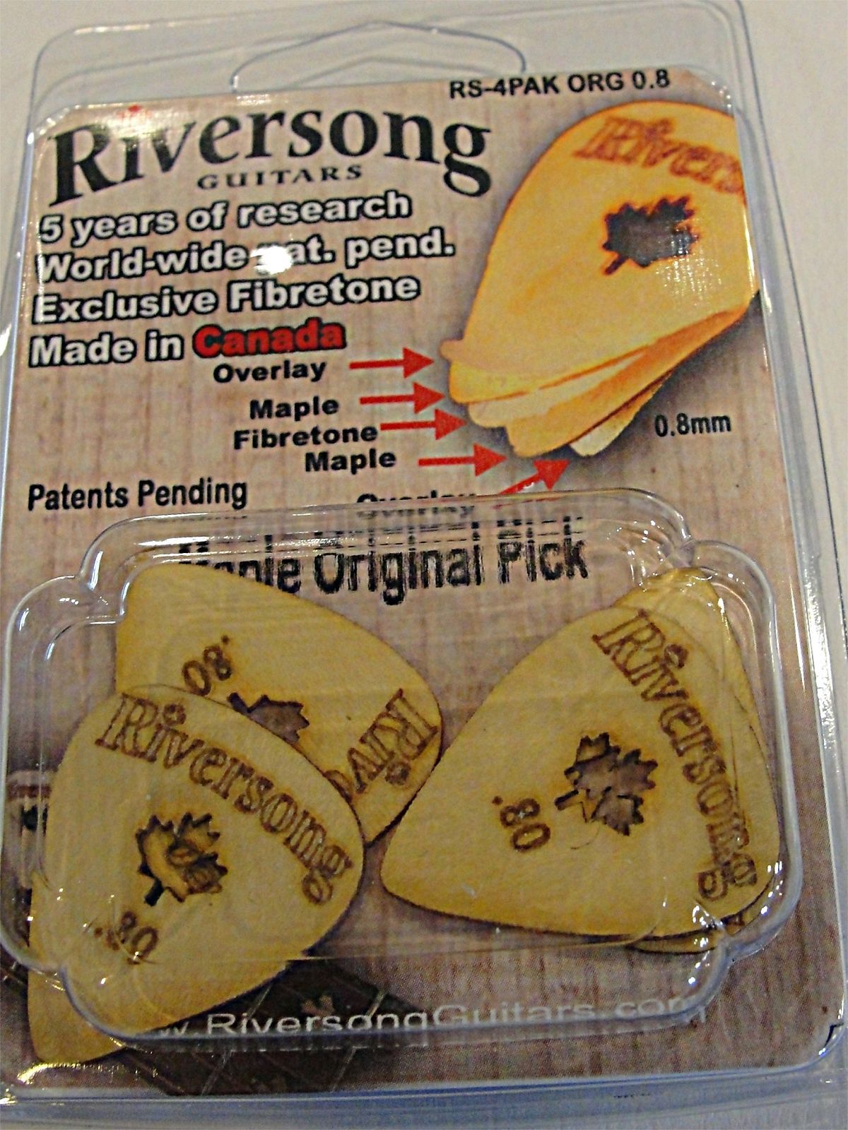 RIVERSONG WOODEN GUITAR PICKS .80 MM MAPLE WOOD MADE IN CANADA 4 PICK