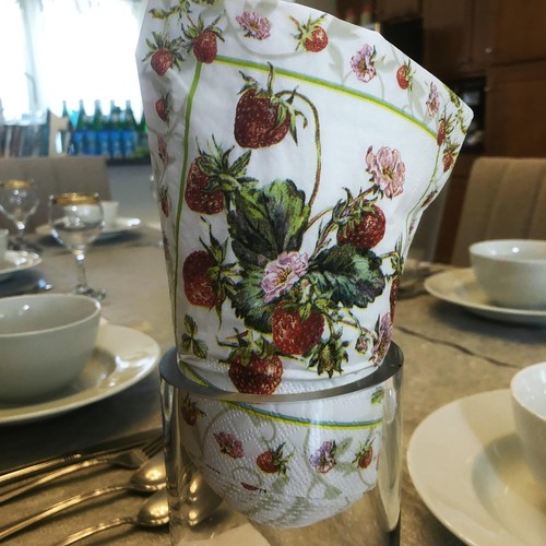 Strawberry Napkins 20-ct 3-ply 13x13 Floral Mother's Day White Red Green - Picture 4 of 9
