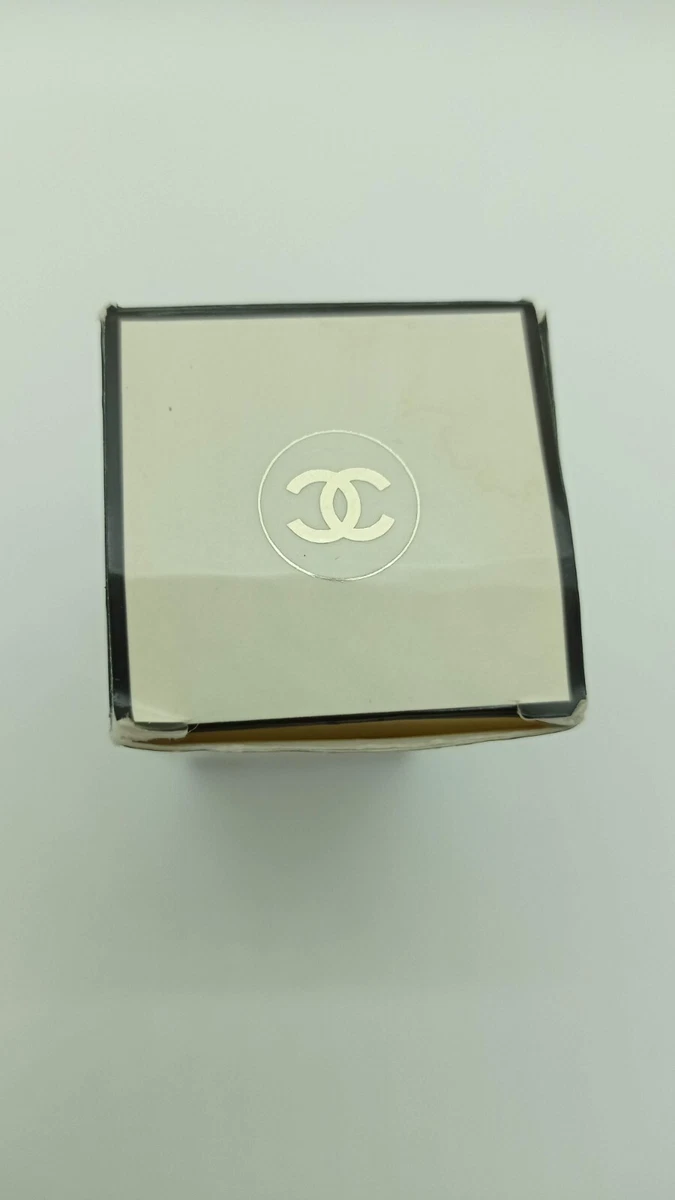 Eau de toilette n°19 Chanel Paris 50 ml splash. Vintage nuevo 1960.