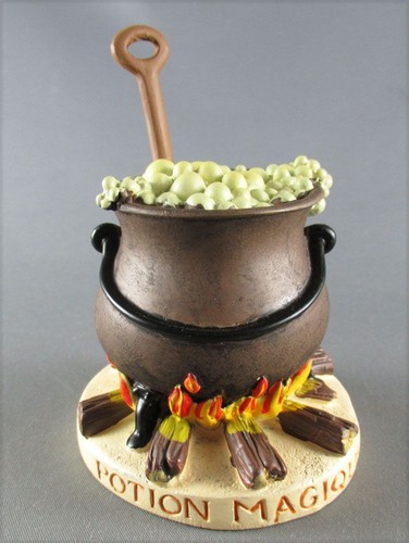 Asterix - Atlas Plastoy - Resin Figure - The Cauldron of Panoramix