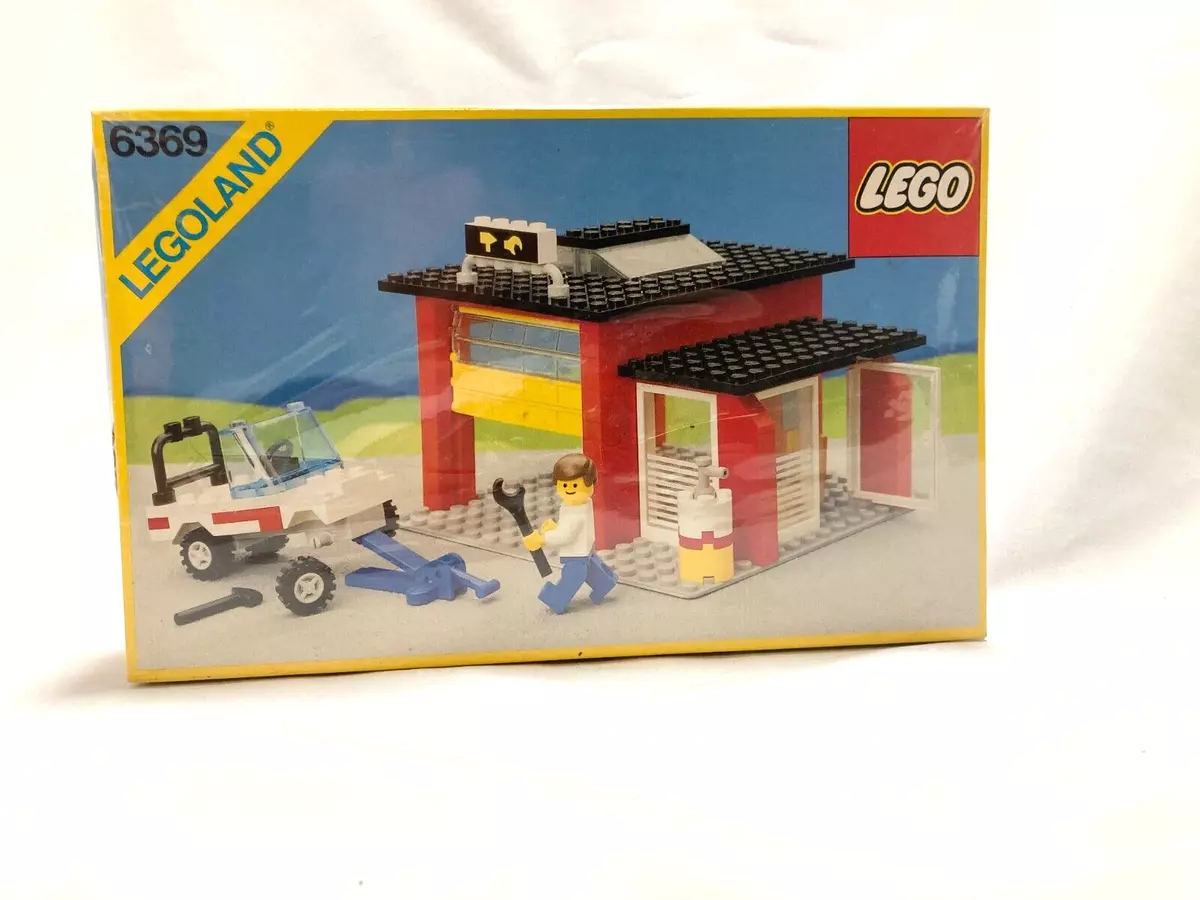 Vintage lego store garage