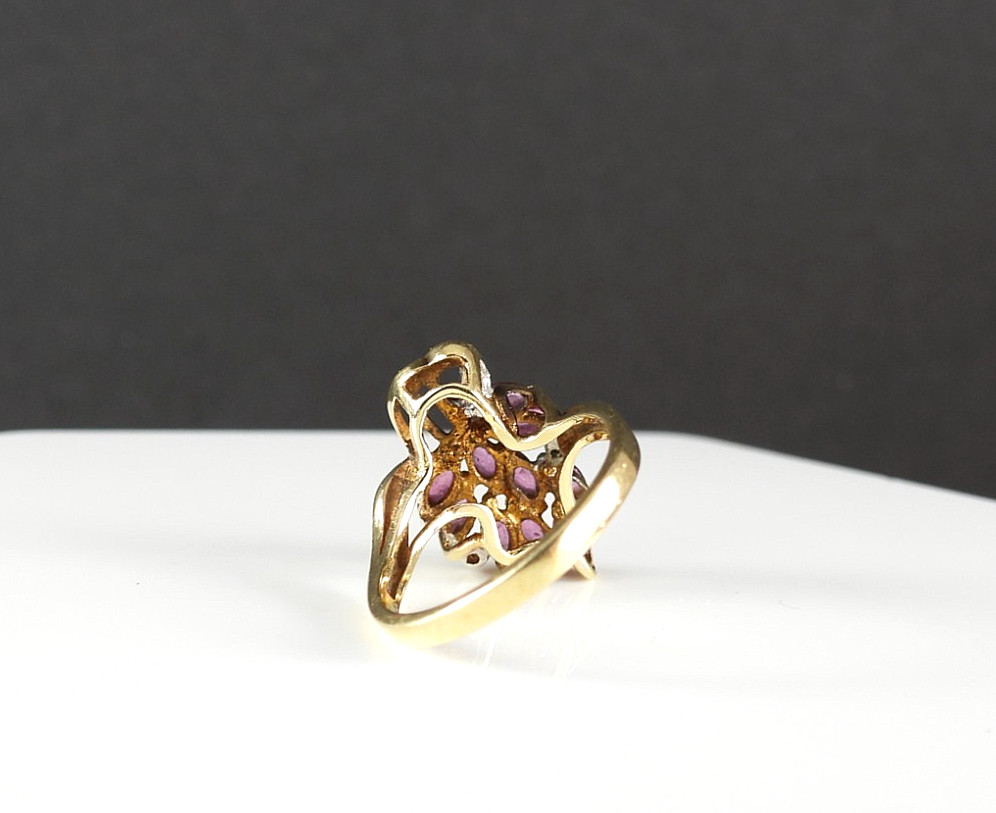 Vintage Solid 10K Gold Ruby Diamonds Emerlad Cut … - image 17