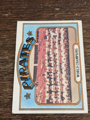 1972 TOPPS PIRATES TEAM #1 WORLD CHAMPIONS ROBERTO CLEMENTE VG OR BETTER
