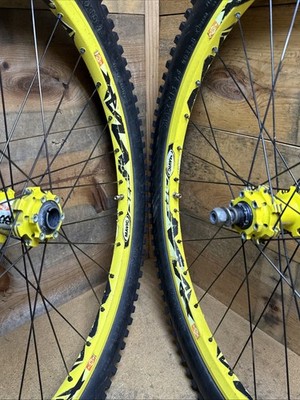 26” Mavic Deemax DH SSC UST Tubeless Downhill MTB Bike Wheelset