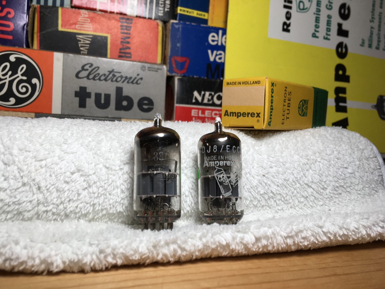 2x Matched Philips⊿ Amperex 6DJ8 ECC88 /BugleBoy+Mullard Logos /Grail 1960sAudio