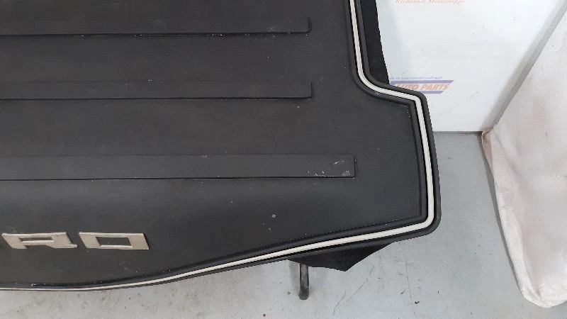 14 ALFOMBRILLA CARGO ACCESORIO TRASERO CHEVY CAMARO GOMA NEGRA Foto 4 de 4