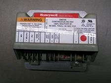 HONEYWELL S8670E1007 FURANCE PILOT CONTINUOUS IGNITION CONTROL