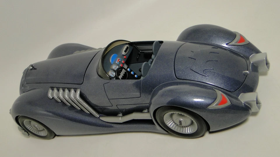 Batman Batmobile 1940s Classic Custom Dream Concept Hot Rod Metal Race Promo Car - Image 2 of 4