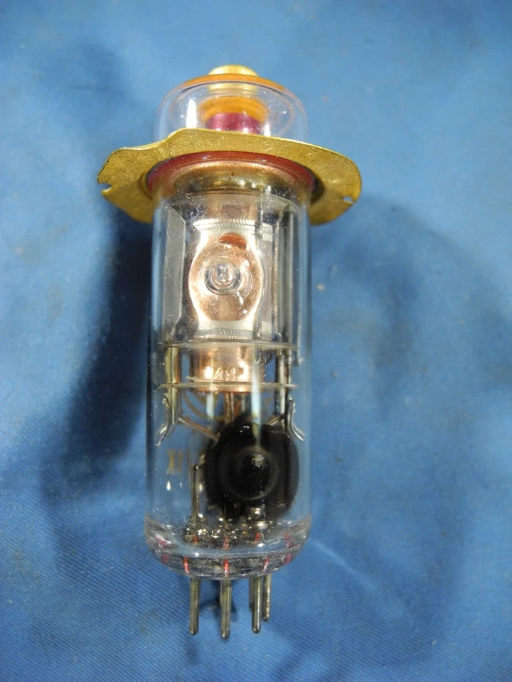 РЕДКАЯ трубка осциллятора с модуляцией скорости - V249C/1K Англия (проверена на непрерывность) - Изображение 3 из 4