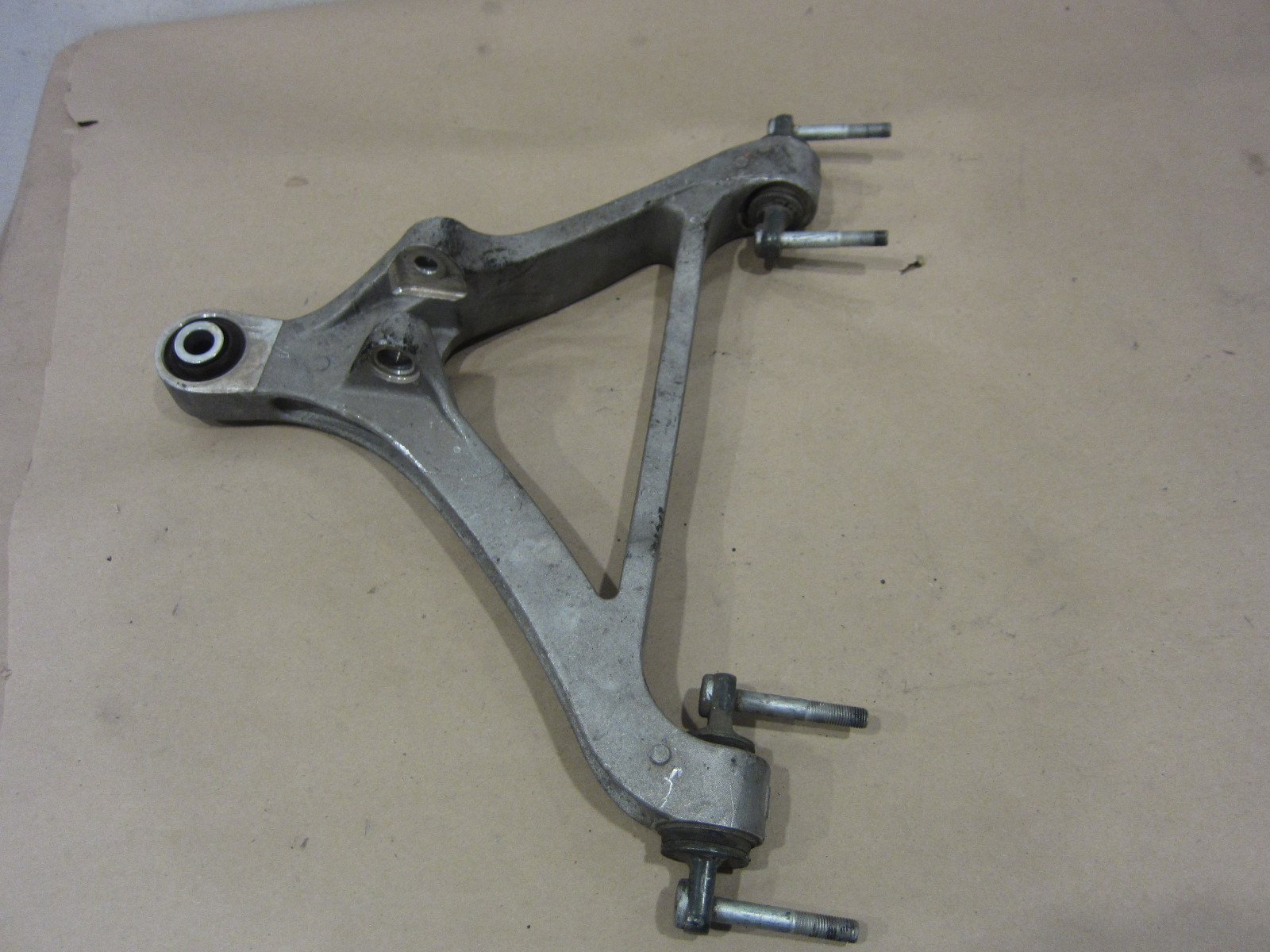 Ferrari 360 - RH Rear Lower Control A Arm / Suspension - P/N 185080 -177663