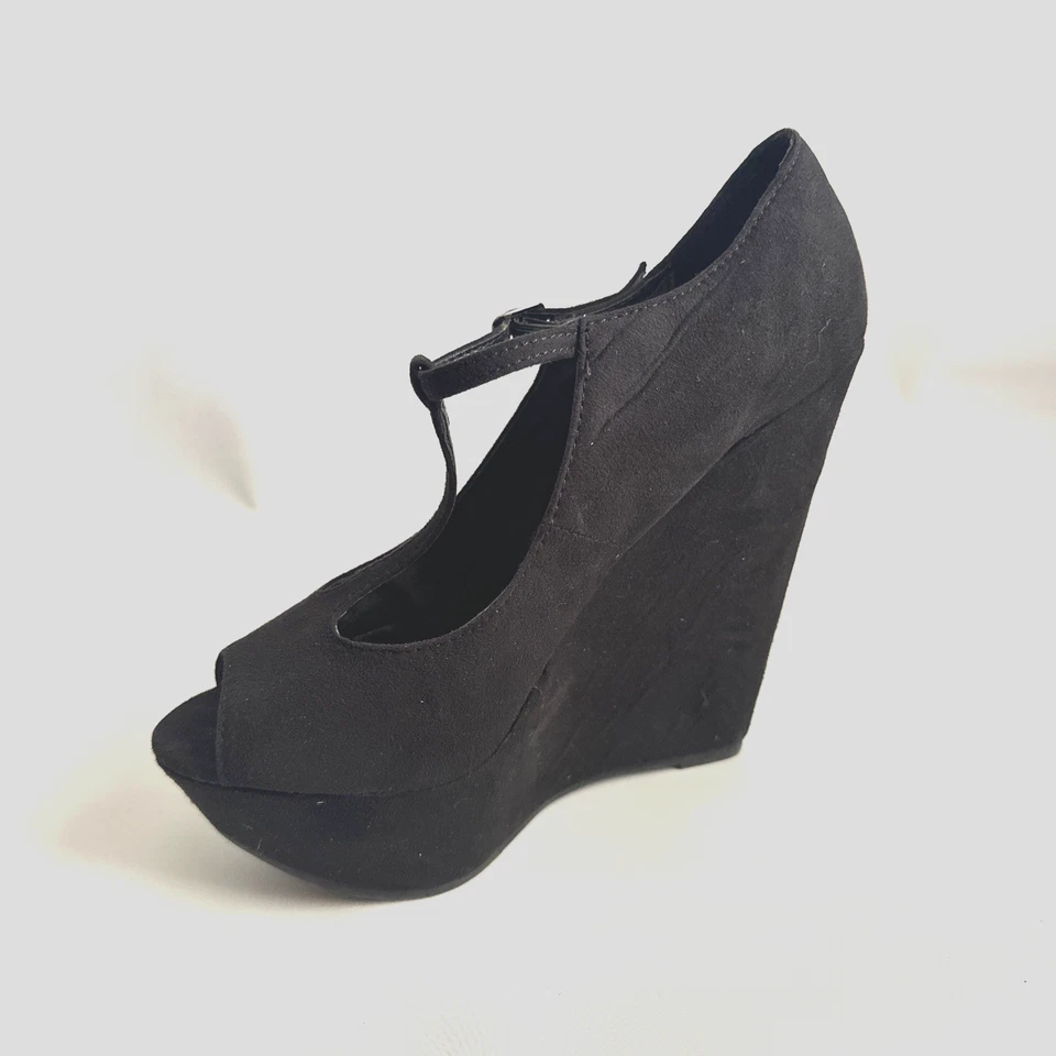 Sapatos femininos Breckelle 7,5 M camurça preta plataforma tornozelo alça T salto 5,5" - Imagem 2 de 4