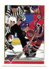 GUY CARBONNEAU 1993-94 TOPPS CARD NEAR MINT CONDITION