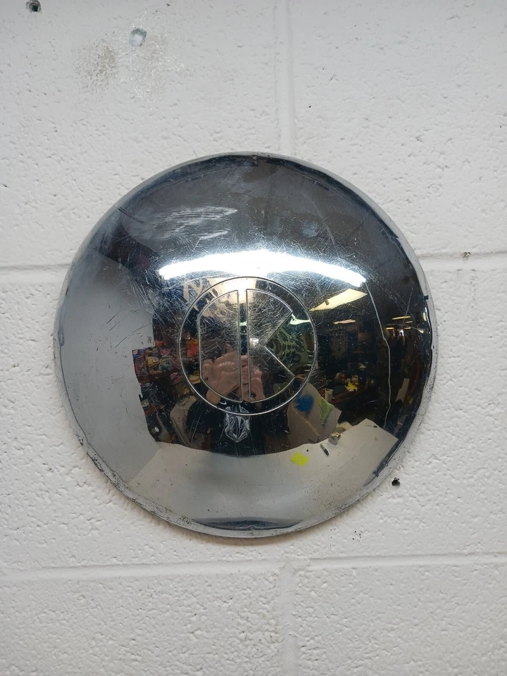 Juego de 4 tapacubos de plato para perros de 10" Kaiser 1949 (SR252) usados OEM Foto 4 de 4