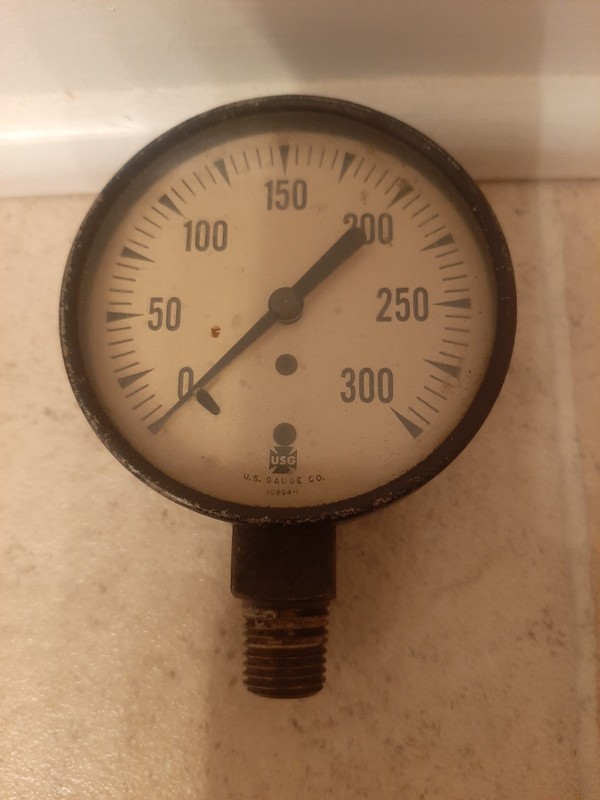 Vintage USG Pressure Guage 0-300, 2 1/2 Inch Face, Metal