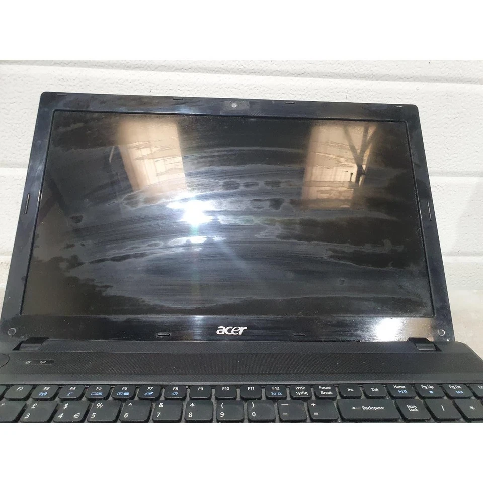 Acer Aspire 5336 PEW72 Laptop Black 15.6" LCD Windows 7 500GB HDD - For Parts - Image 2 of 4