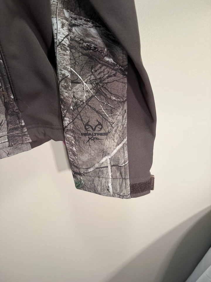 Realtree Women’s XL Softshell Jacket Camo Realtree Xtra Bracken Hunting - Image 2 of 4
