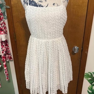 green emerald velvet dress White Tulle Lace Long Prom Dress, White A-Line Lace Graduation Dresses –  shopluu