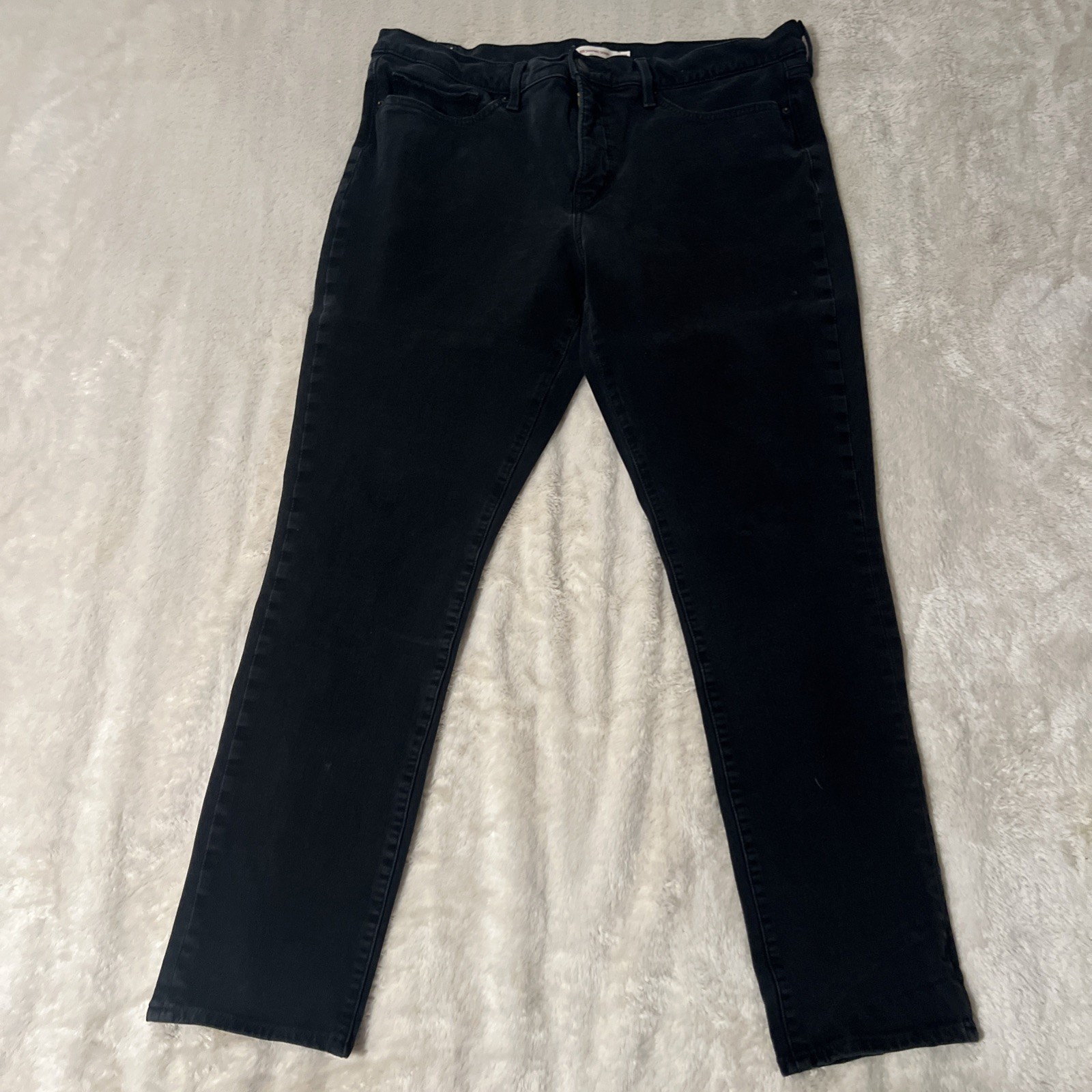 Levi’s 311 Shaping Skinny Black Jeans Women’s 33 Stretch Denim