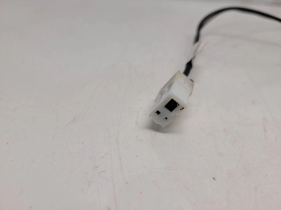 Suzuki XL-7 2007 antena de techo - mástil y base Foto 2 de 4