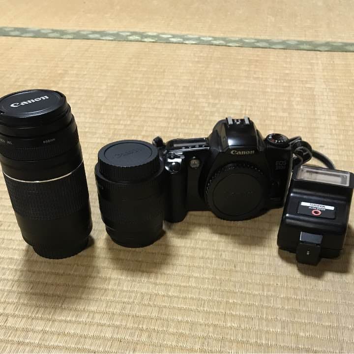 Canon EOS3000 Film Camera with Zoom Lens Great for Photography