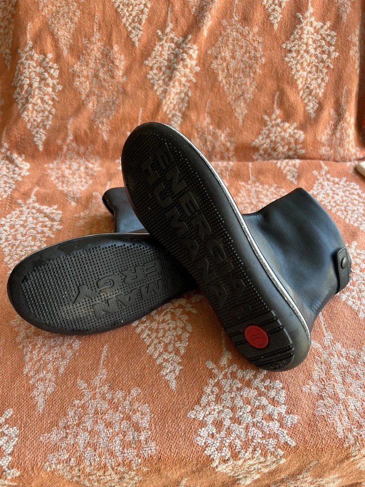 Botines Camper Energia Humana Mujer Cuero Negro 6.5 en perfecto estado Foto 4 de 4