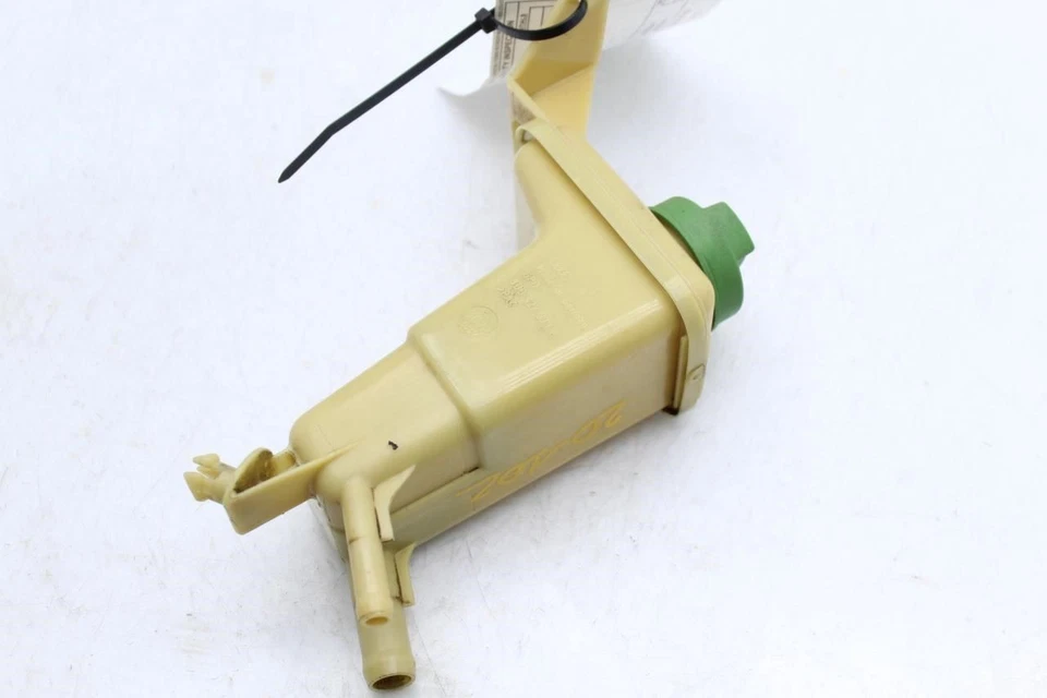 01-05 AUDI ALLROAD QUATTRO 2,7 L Depósito de dirección asistida 36537 Foto 2 de 4