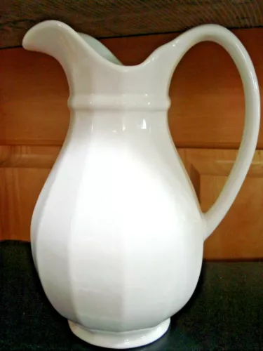 RARE 1970's Pfaltzgraff Heritage 10" White French Style Pitcher - Castle mark