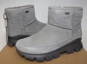 women's ugg sneaker boots