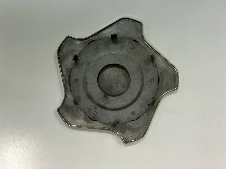 Dodge Chrysler OEM Wheel Hub Center Cap Hubcap 4472442 30393 472520 21192 - Изображение 2 из 3