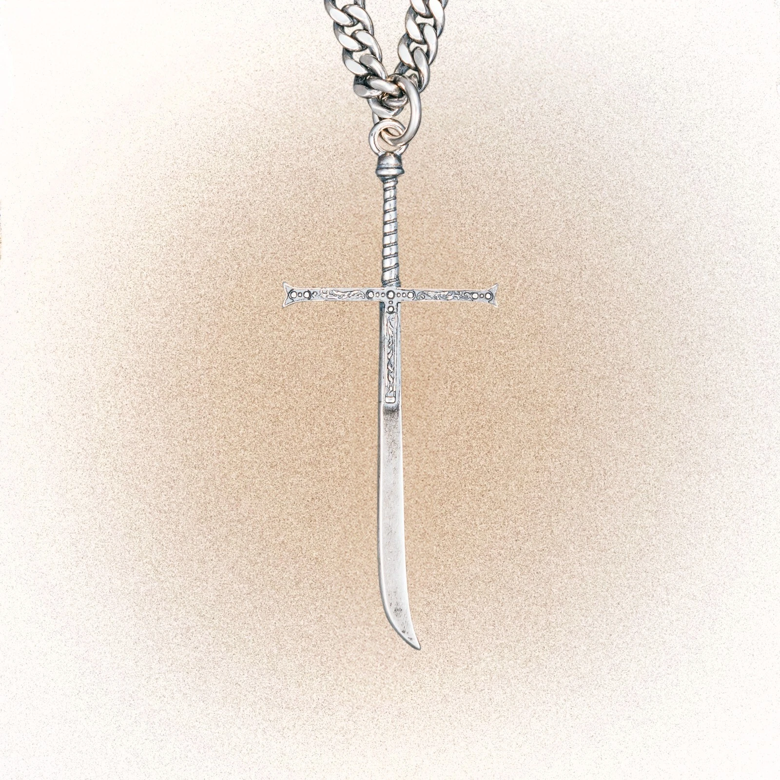 Pendentif collier anime Night Supreme