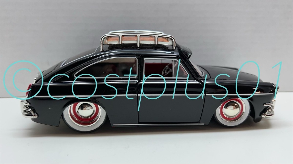 JADA V DUBS 1965 VW 1600 TL FASTBACK 1:24 BLACK RACK MOON