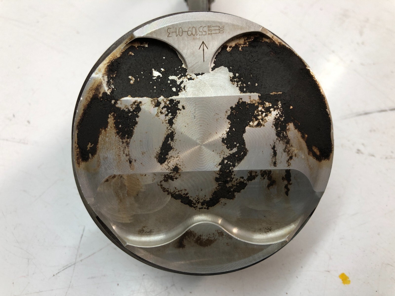 LAMBORGHINI AVENTADOR PISTON HEAD COMPLETE WITH CONNECTING ROD 07M107075J 