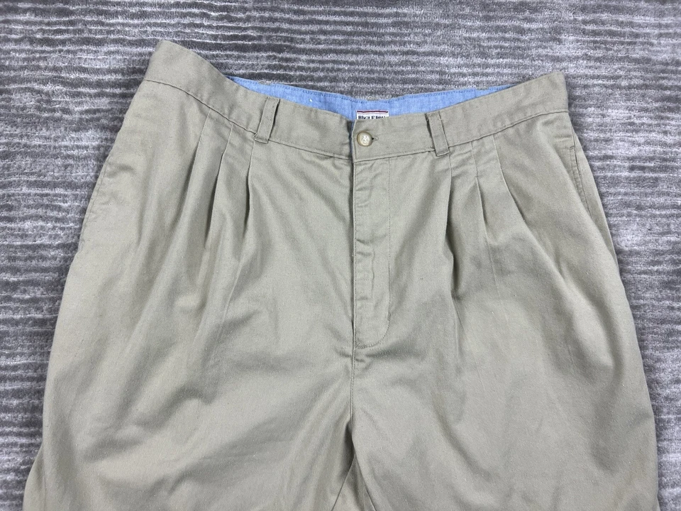 Bugle Boy Shorts Mens 38 Beige Chino Pleated Polyester Blend Back Flap Pockets - Image 2 of 4