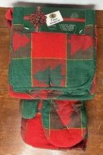 Sultan's Linens 7-Piece Kitchen Set Christmas Trees Red Green Towels Pot Holder