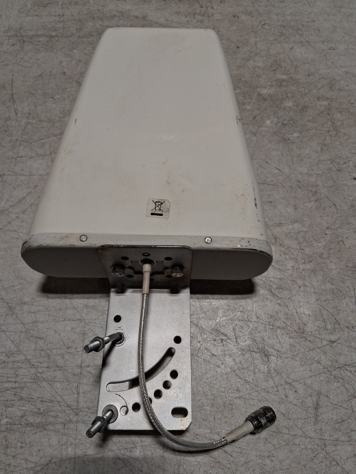 L-Com HG824-11LP 800 MHz 2.5 GHz 11dBi Yagi Antenna Pre-owned!